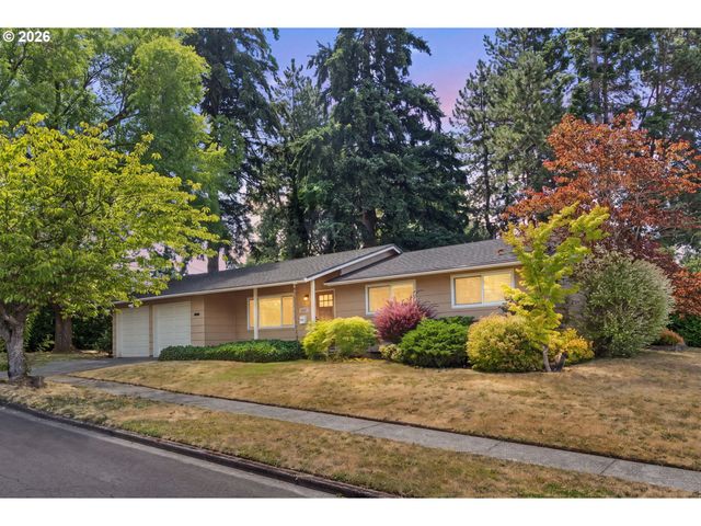 13070 Sw EDGEWOOD St, Portland, OR 97225