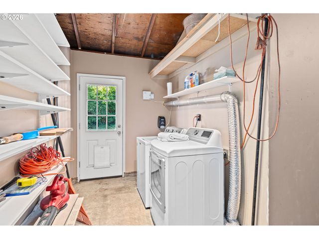 13070 Sw EDGEWOOD St, Portland, OR 97225