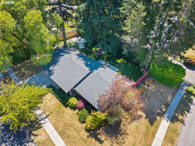 13070 Sw EDGEWOOD St, Portland, OR 97225