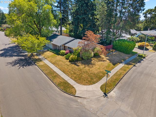 13070 Sw EDGEWOOD St, Portland, OR 97225