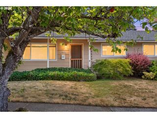 13070 Sw EDGEWOOD St, Portland, OR 97225