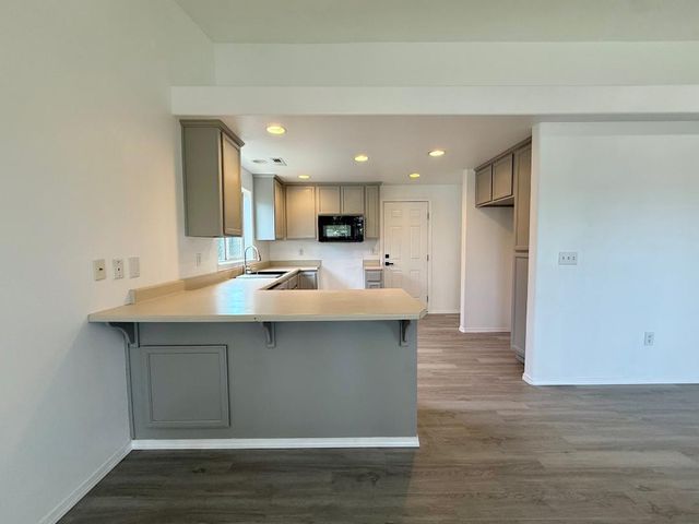 2244 Evan Way, Central Point, OR 97502