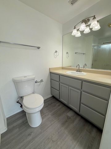 2244 Evan Way, Central Point, OR 97502