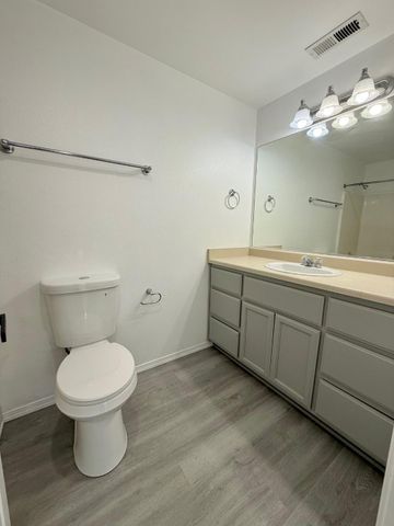 2244 Evan Way, Central Point, OR 97502
