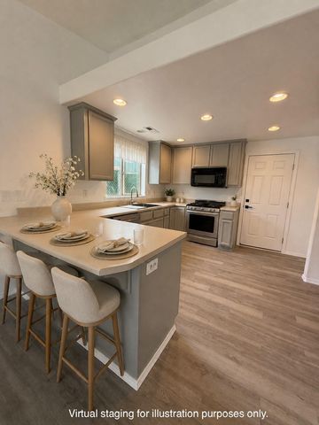 2244 Evan Way, Central Point, OR 97502