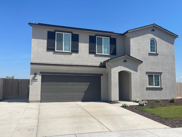 1392 W Clara Avenue, Fowler, CA 93625