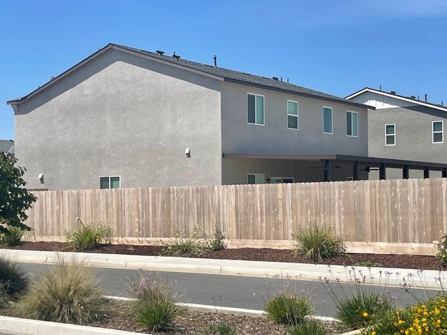 1392 W Clara Avenue, Fowler, CA 93625