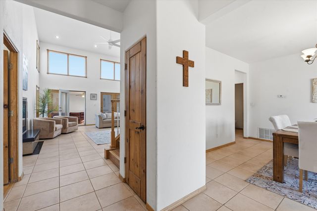 3110 Demavend Road NE, Rio Rancho, NM 87144