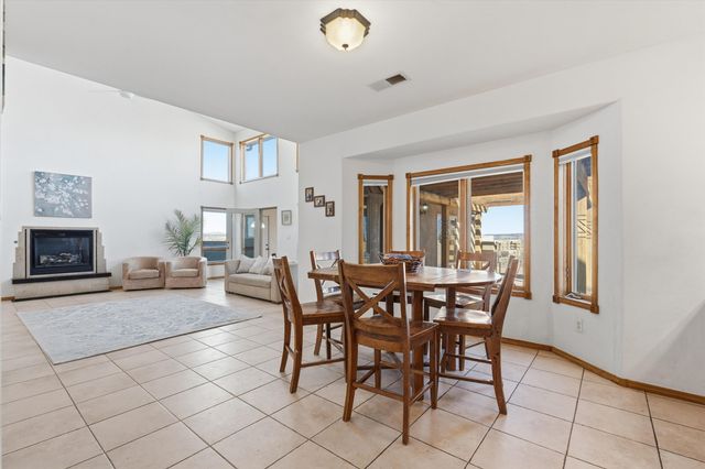 3110 Demavend Road NE, Rio Rancho, NM 87144