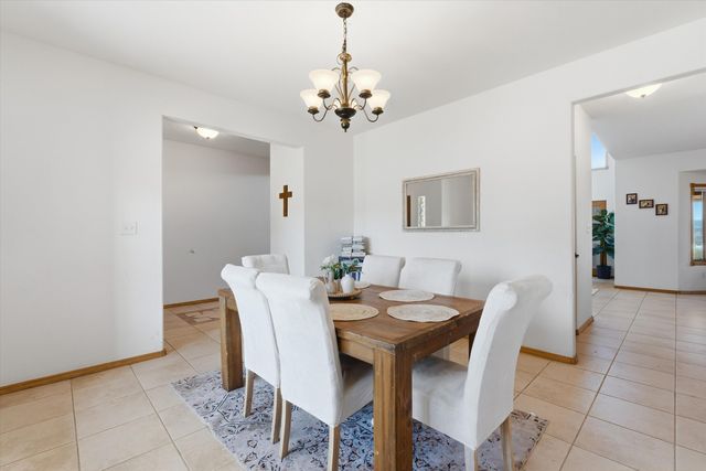 3110 Demavend Road NE, Rio Rancho, NM 87144