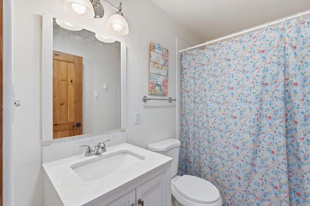 3110 Demavend Road NE, Rio Rancho, NM 87144