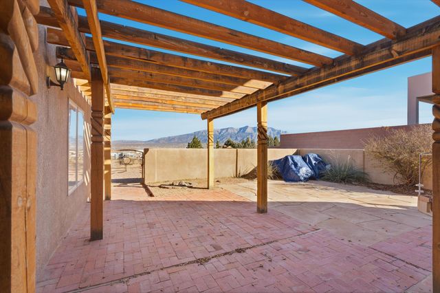 3110 Demavend Road NE, Rio Rancho, NM 87144