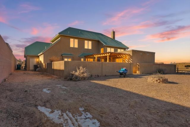 3110 Demavend Road NE, Rio Rancho, NM 87144
