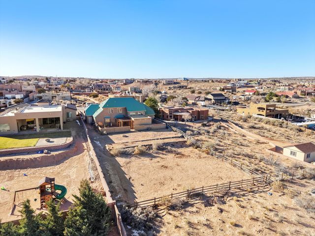 3110 Demavend Road NE, Rio Rancho, NM 87144