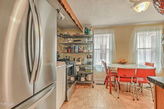 1914 Windsor Avenue, Bristol, TN 37620