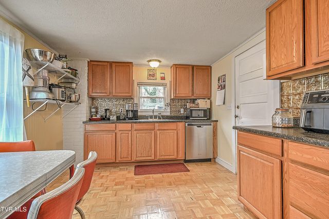 1914 Windsor Avenue, Bristol, TN 37620