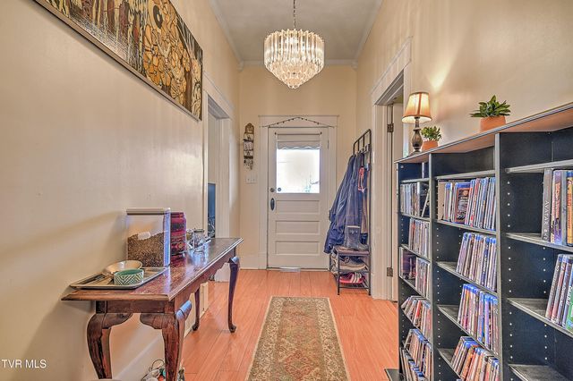 1914 Windsor Avenue, Bristol, TN 37620