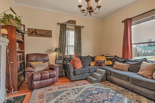 1914 Windsor Avenue, Bristol, TN 37620