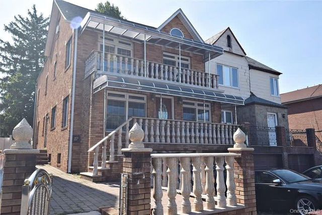 83-42 159th Street, Jamaica Hills, NY 11432