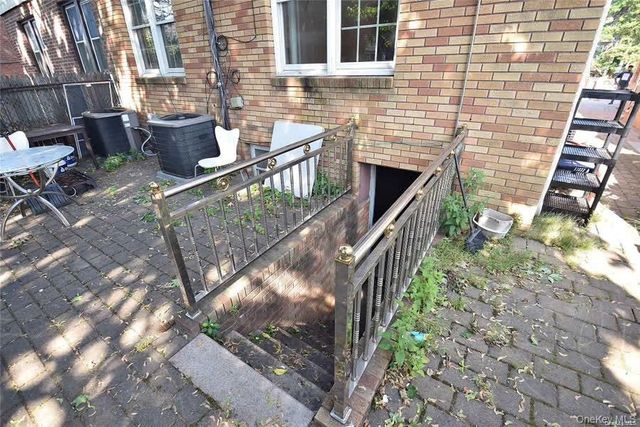 83-42 159th Street, Jamaica Hills, NY 11432