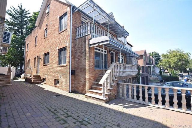 83-42 159th Street, Jamaica Hills, NY 11432