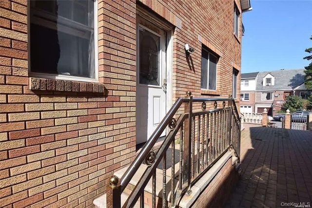 83-42 159th Street, Jamaica Hills, NY 11432