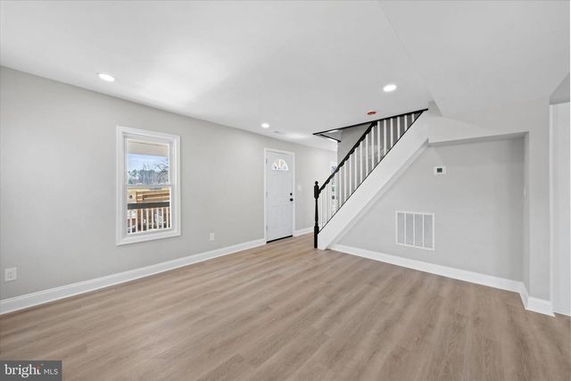 303 W MARKET STREET, Greenwood, DE 19950