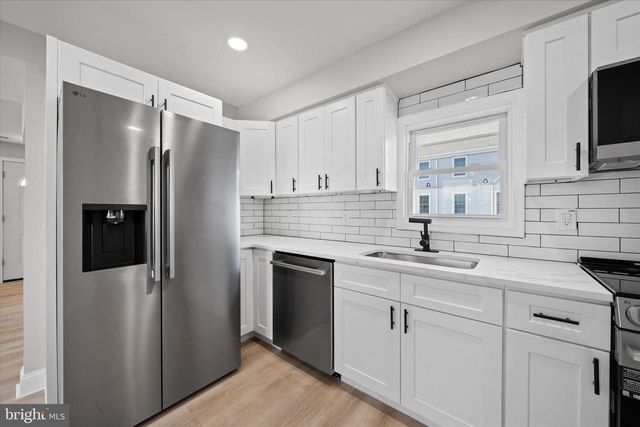 303 W MARKET STREET, Greenwood, DE 19950