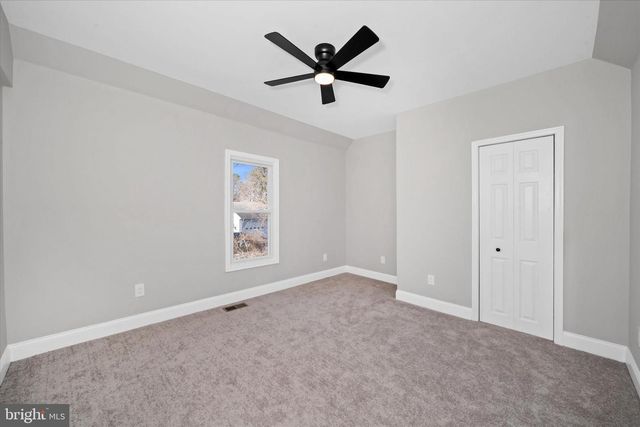 303 W MARKET STREET, Greenwood, DE 19950