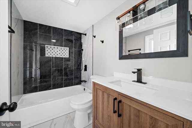 303 W MARKET STREET, Greenwood, DE 19950