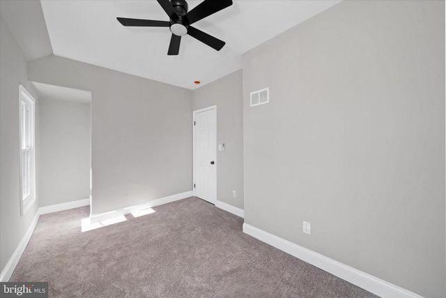 303 W MARKET STREET, Greenwood, DE 19950