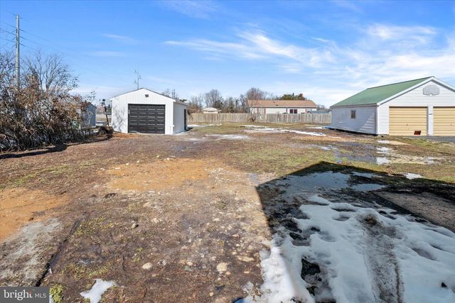 303 W MARKET STREET, Greenwood, DE 19950