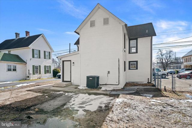 303 W MARKET STREET, Greenwood, DE 19950