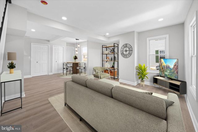 303 W MARKET STREET, Greenwood, DE 19950