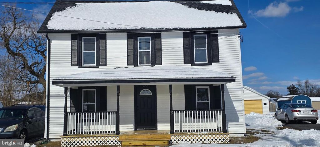 Image 1 of property listing at 303 W MARKET STREET, Greenwood, DE 19950