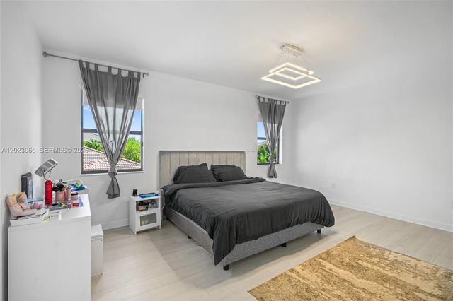 11711 SW 234th St, Homestead, FL 33032