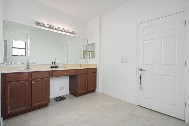 11711 SW 234th St, Homestead, FL 33032