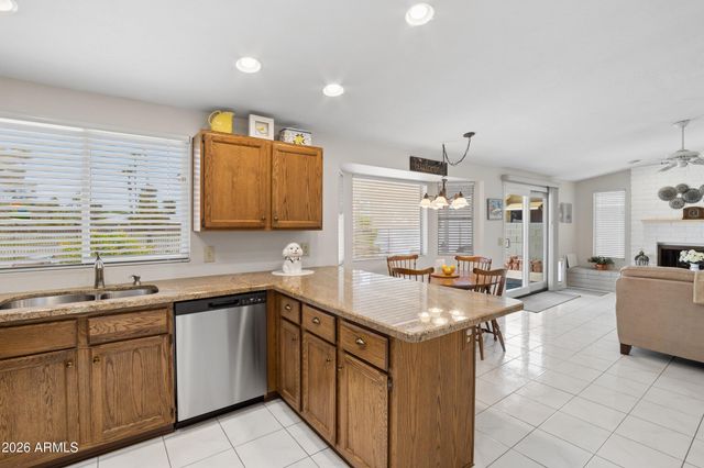 642 S 72ND Street, Mesa, AZ 85208