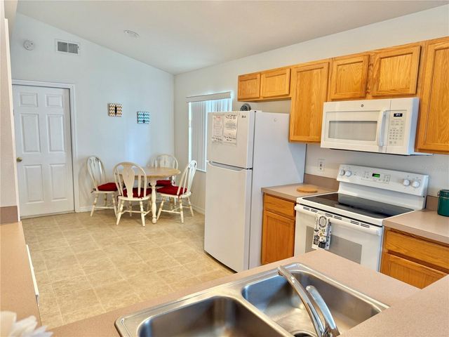 2668 WILLOW GLEN CIRCLE, Kissimmee, FL 34744