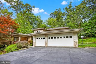 921 TIMBER LN, Middletown, PA 17057