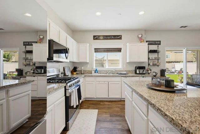 28347 Merced Ranch Ct, Murrieta, CA 92563