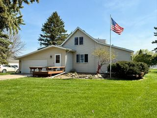2101 19th Avenue SW, Willmar, MN 56201