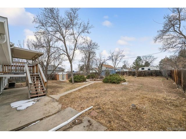 6027 Depew St, Arvada, CO 80003