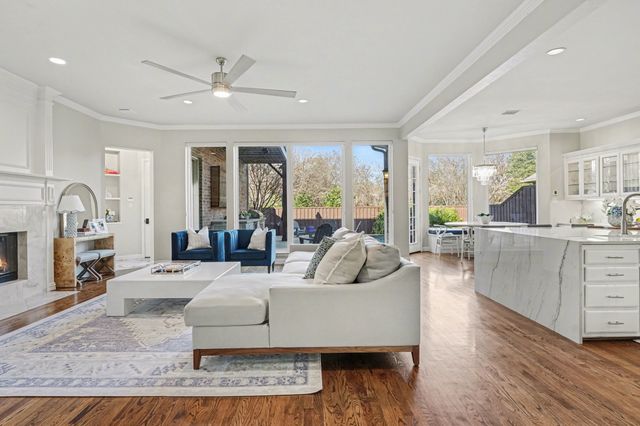 5209 Tennington Park, Dallas, TX 75287