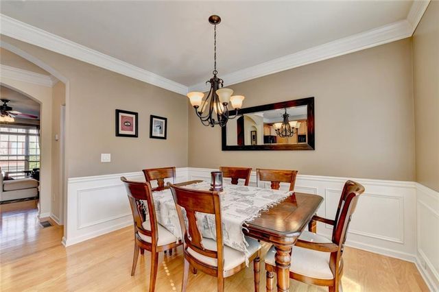6110 Briggs Way WAY, Johns Creek, GA 30097