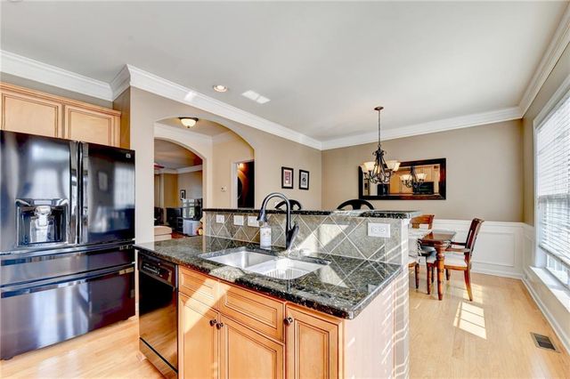 6110 Briggs Way WAY, Johns Creek, GA 30097
