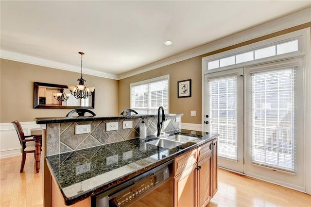 6110 Briggs Way WAY, Johns Creek, GA 30097