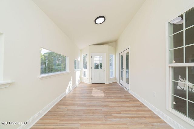 316 Bayview Street, Pass Christian, MS 39571