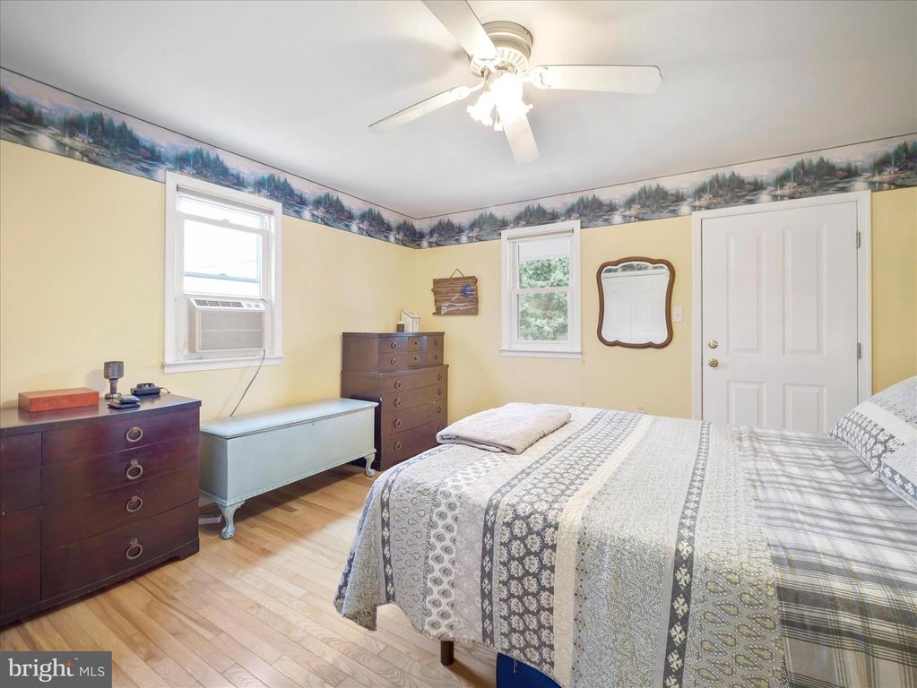 Image 31 of property listing at 17224-B SABILLASVILLE RD, Sabillasville, MD 21780