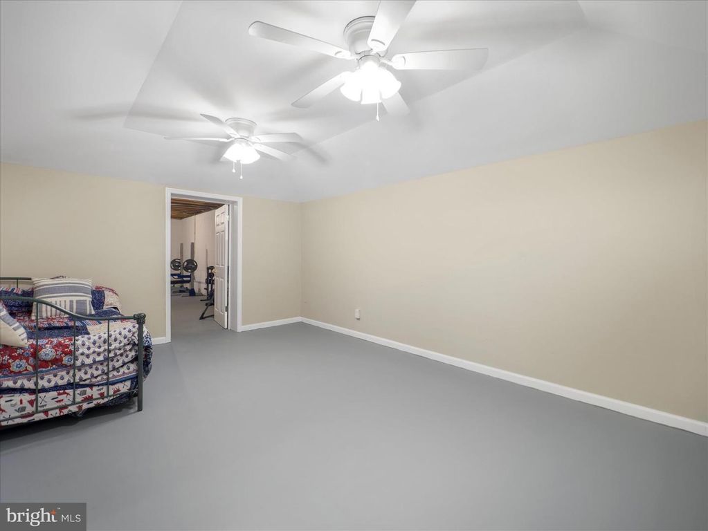 Image 54 of property listing at 17224-B SABILLASVILLE RD, Sabillasville, MD 21780